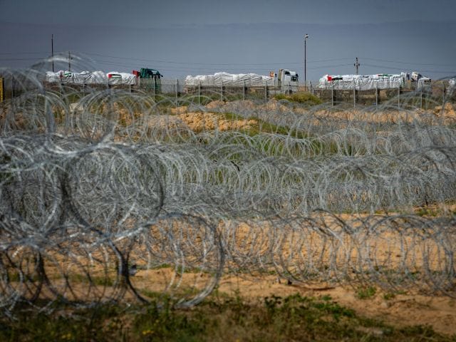 Kerem Shalom crossing reopens for humanitarian aid passage into Gaza