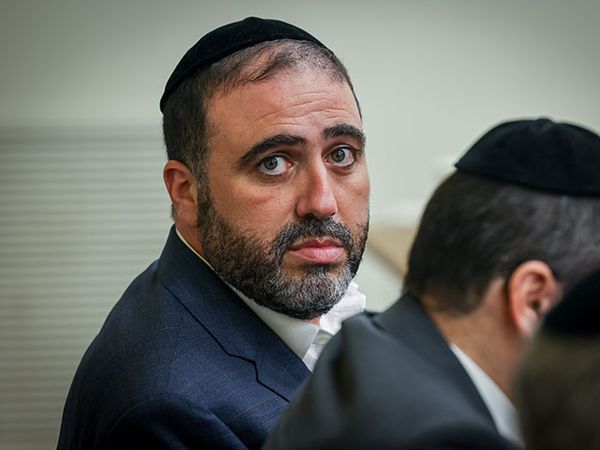 Interior Minister Revokes Hamas Activist's Residency in Israel