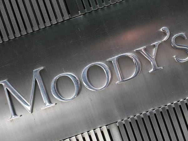 Moody's lowers Israeli credit rating; Netanyahu calls economy resilient