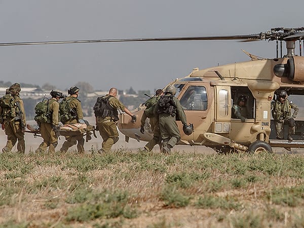 Two Israeli officers wounded in the south of Gaza Strip