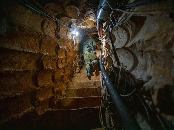 Libération: Hezbollah's tunnels are more dangerous than Hamas' ones