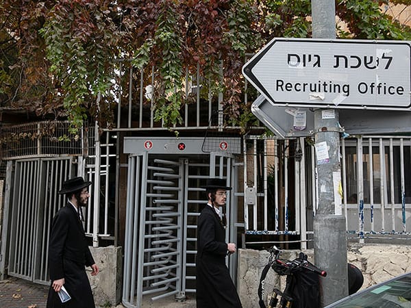 IDF to draft Haredi starting April 1