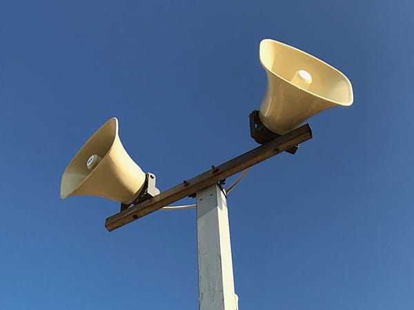 Sirens in the Druze village of Ein Qiniyye