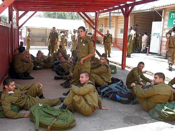 Yedioth Ahronoth: Government modifies proposed Haredi enlistment law