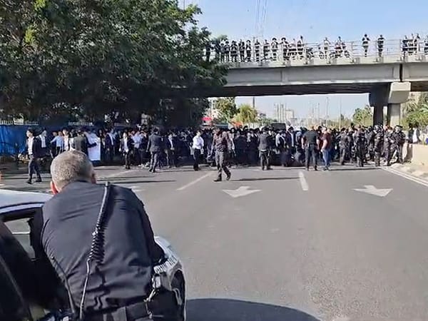 Ultra-Orthodox block Highway 4 in protest against Haredi draft