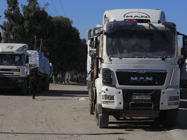 Israel permits entry of 322 humanitarian aid trucks into Gaza