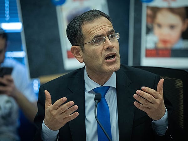 Likud MPs call for urgent meeting on Hamas deal
