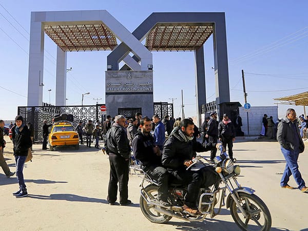 Palestinian factions reject transfer of Rafah crossing to US contractors