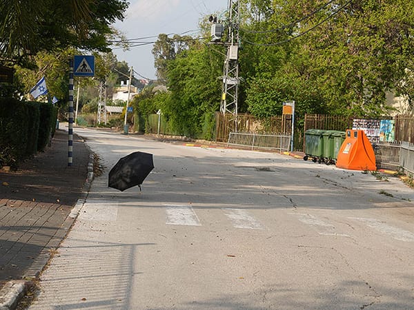 in Kiryat Shmona: rocket fire from Lebanon