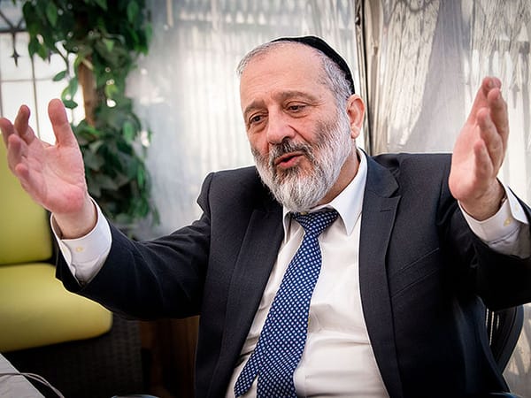 Shas officially announces support for hostage deal with Hamas