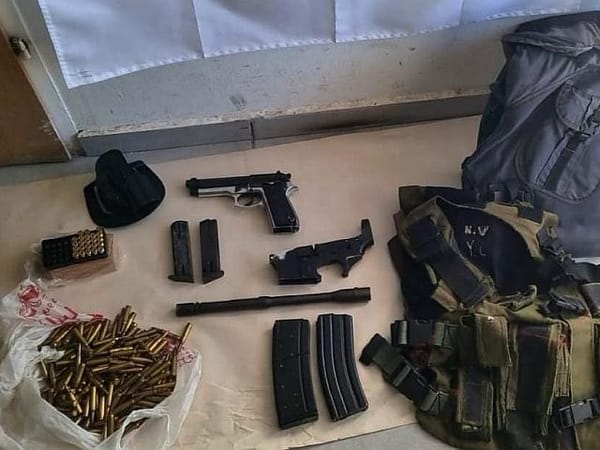 Police operation in Hebron: Suspects detained, weapons confiscated