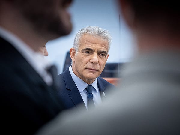 Lapid: "Netanyahu is a crybaby and a coward"