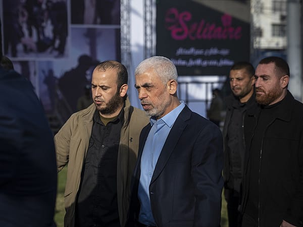 CNN: Hamas field commanders urge Sinwar to agree to ceasefire